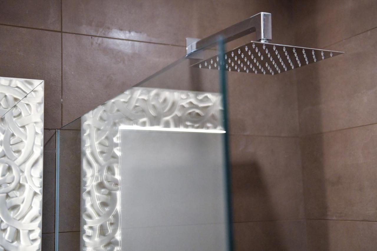 Hotel La Rosa Cattolica Luaran gambar
